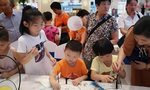 清涼一夏畫出來，盆栽冰淇淋&團(tuán)扇彩繪美好上演！