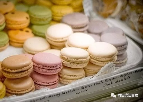 一見傾心，一口難忘，網(wǎng)紅甜品琉璃三彩，一秒甜進你心底！