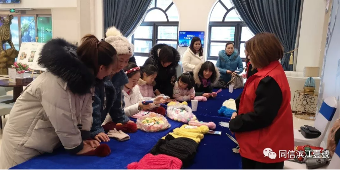 一帽在手，美貌加倍，濱江壹號手作課堂暖心相伴