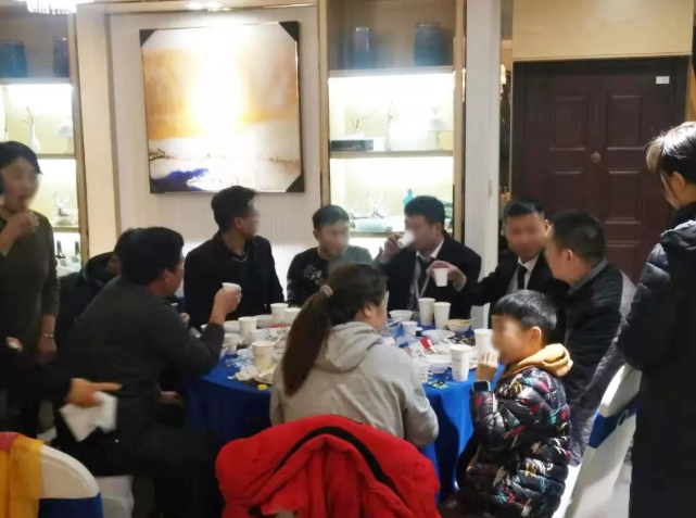 我叫上你，你帶上朋友，一起沸騰開(kāi)席